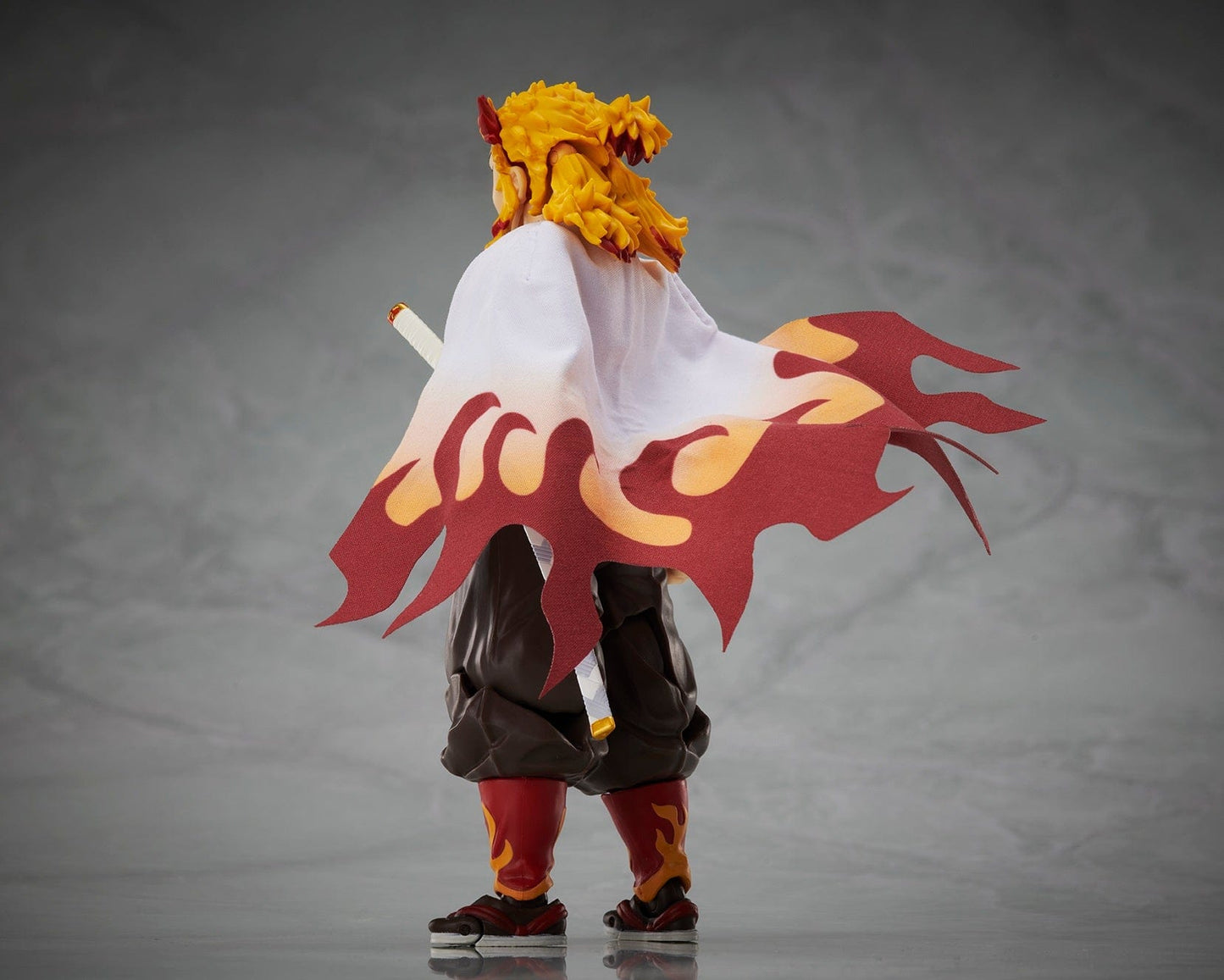 ANIPLEX Demon Slayer: Kimetsu no Yaiba BUZZmod. Kyojuro Rengoku Ver.2 1/12 Figure