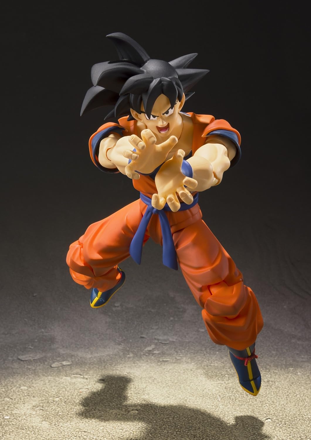 BANDAI SPIRITS Dragon Ball Z S.H.Figuarts Son Goku (A Saiyan Raised on Earth)