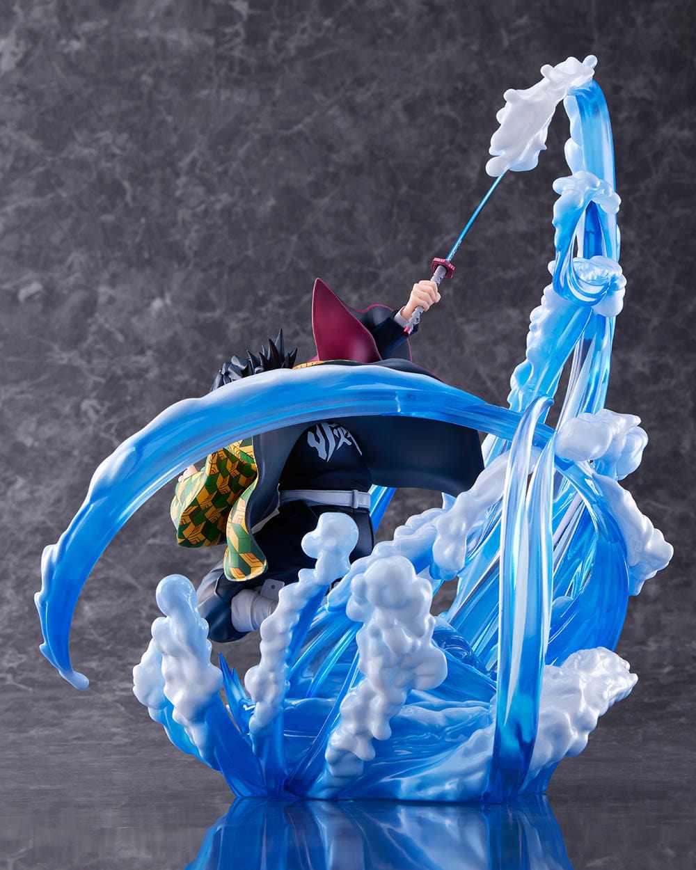 BELLFINE CO. LTD. Demon Slayer: Kimetsu no Yaiba Giyu Tomioka (DX Ver.) 1/8 Scale Figure