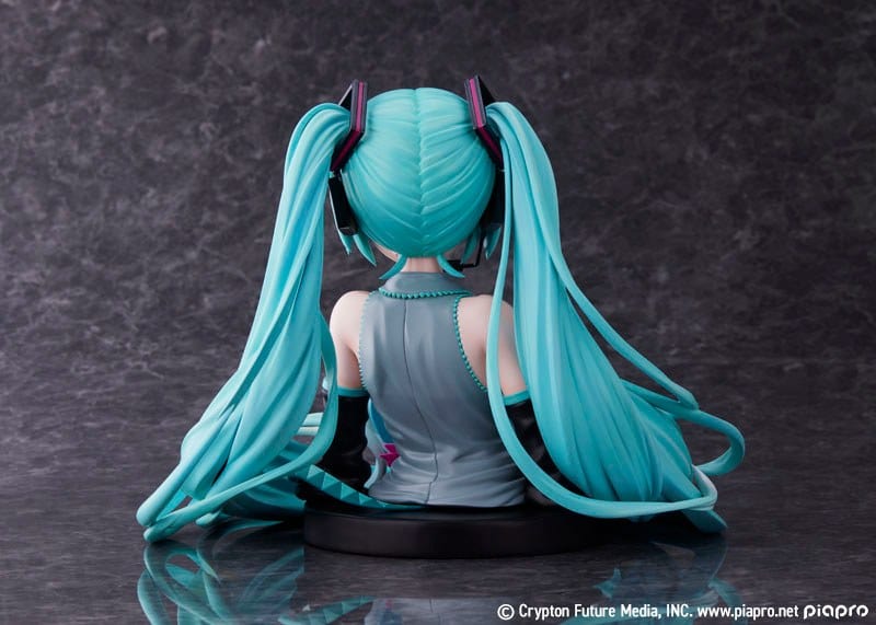 FURYU Vocaloid Hatsune Miku (16th Anniversary Ver.) Bust Figure