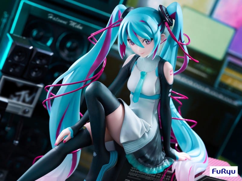 FURYU Vocaloid F:Nex Hatsune Miku x MTV 1/7 Scale Figure