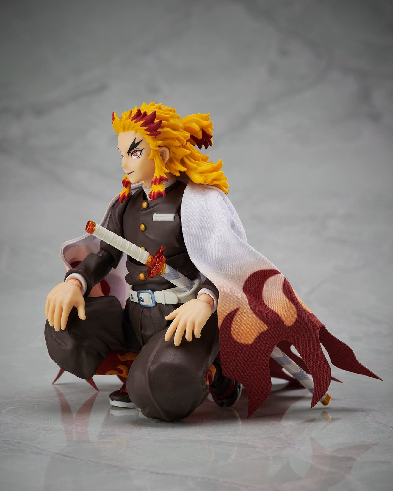 ANIPLEX Demon Slayer: Kimetsu no Yaiba BUZZmod. Kyojuro Rengoku Ver.2 1/12 Figure