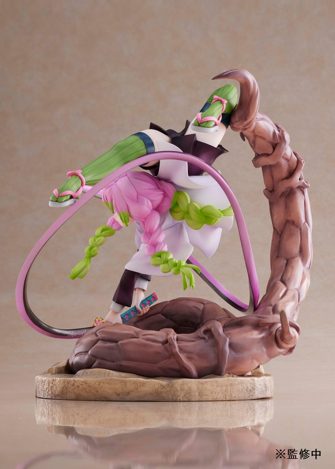 ANIPLEX Demon Slayer: Kimetsu No Yaiba Mitsuri Kanroji 1/8 Scale Figure