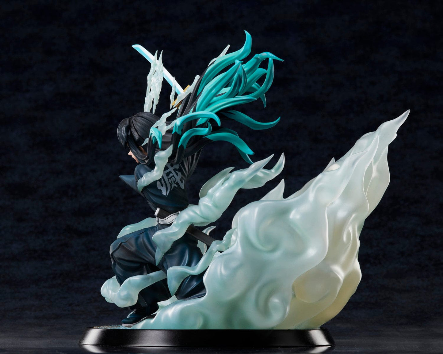 ANIPLEX Demon Slayer: Kimetsu no Yaiba - Muichiro Tokito 1/8 Scale Figure