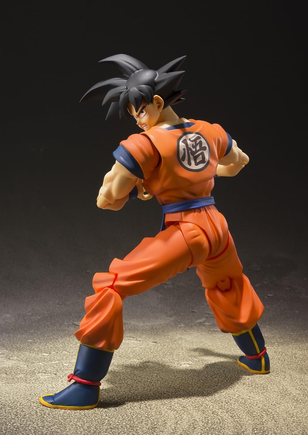 BANDAI SPIRITS Dragon Ball Z S.H.Figuarts Son Goku (A Saiyan Raised on Earth)