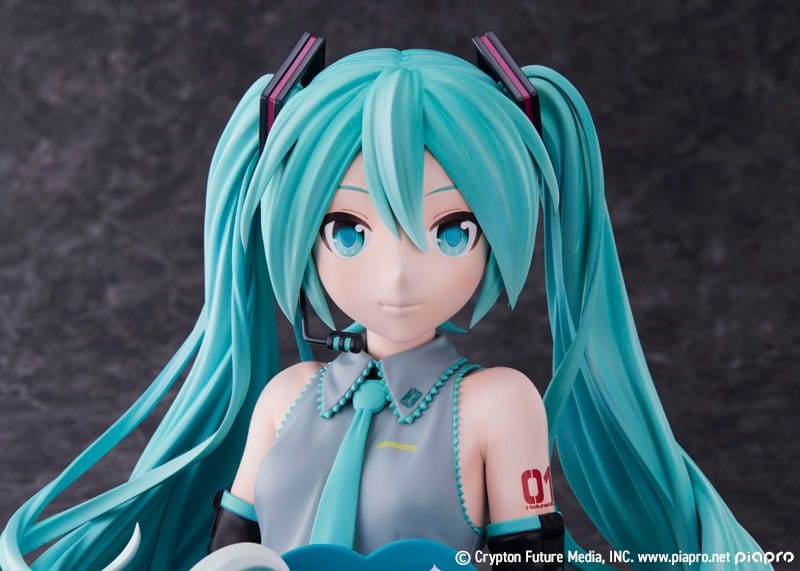 FURYU Vocaloid Hatsune Miku (16th Anniversary Ver.) Bust Figure