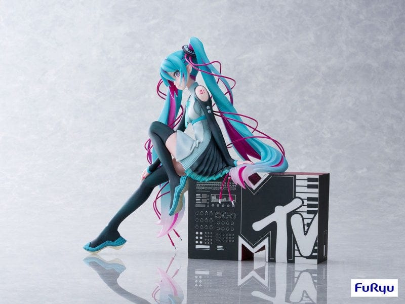 FURYU Vocaloid F:Nex Hatsune Miku x MTV 1/7 Scale Figure