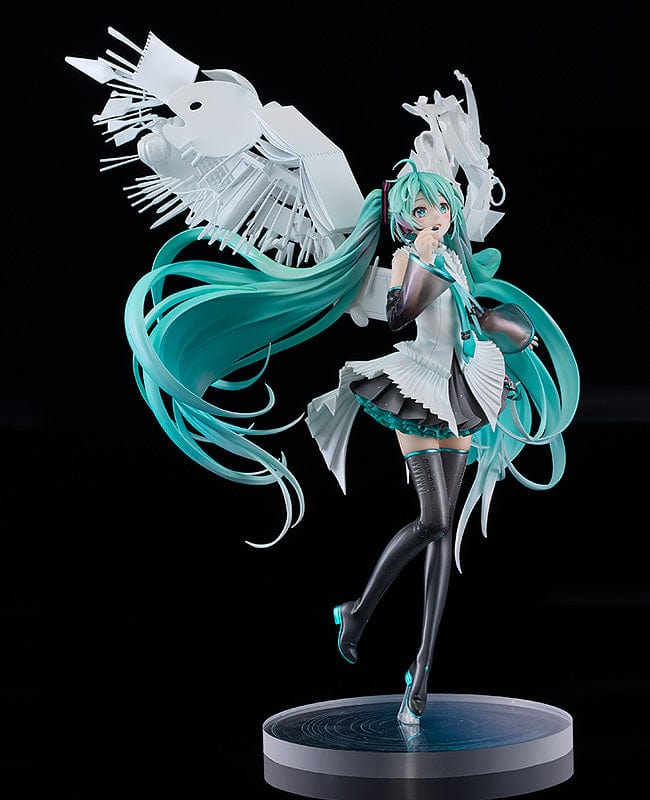 GOOD SMILE COMPANY Hatsune Miku: Happy 16th Birthday Ver.