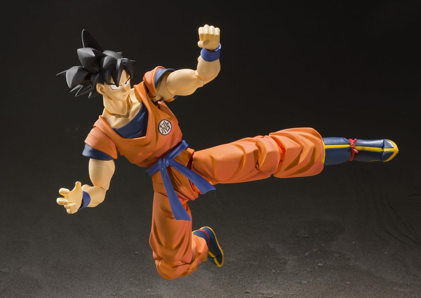 BANDAI SPIRITS Dragon Ball Z S.H.Figuarts Son Goku (A Saiyan Raised on Earth)