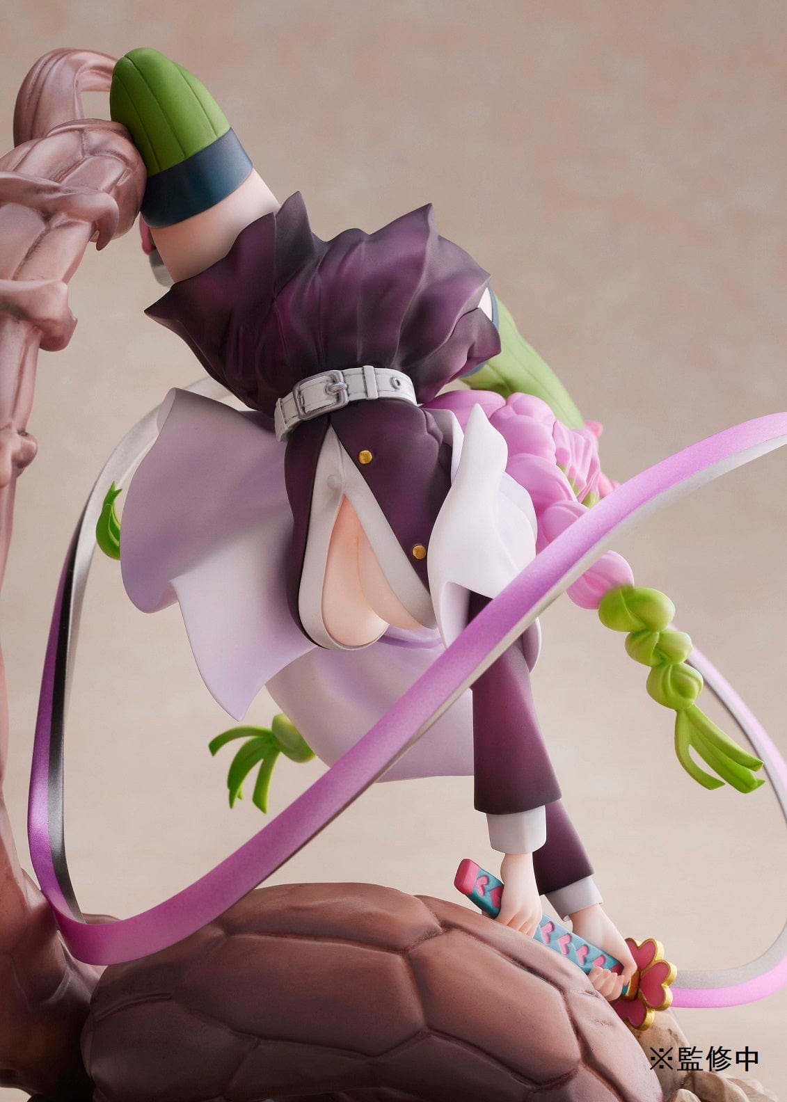 ANIPLEX Demon Slayer: Kimetsu No Yaiba Mitsuri Kanroji 1/8 Scale Figure