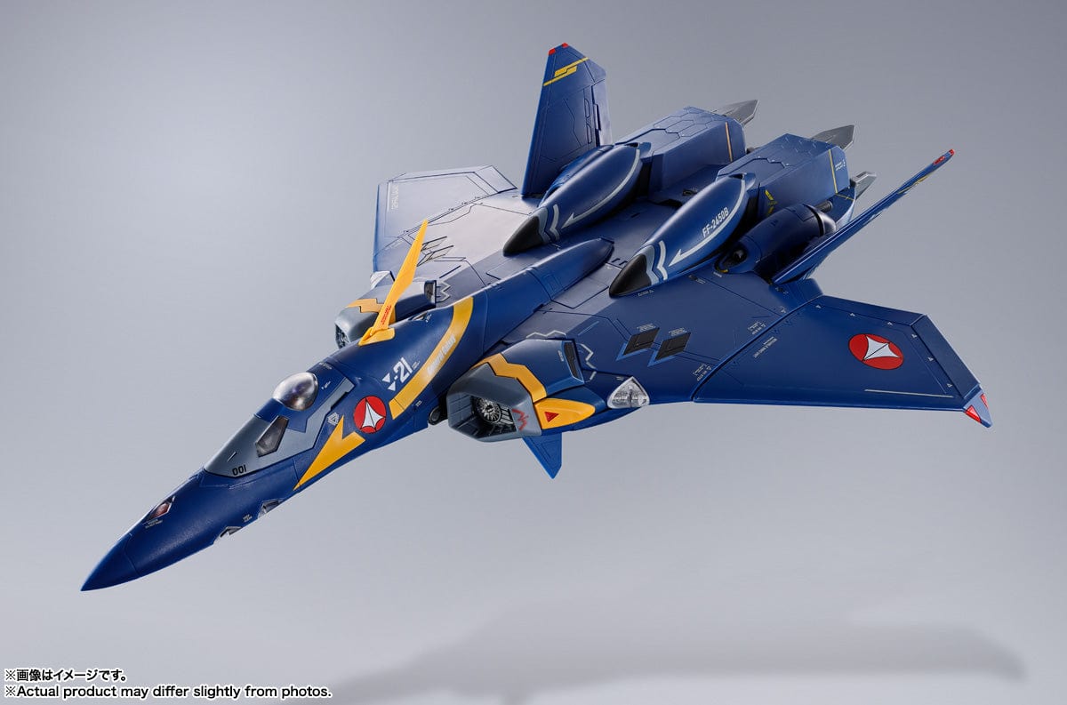 BANDAI SPIRITS Macross Plus DX Chogokin YF-21 (Guld Goa Bowman Machine)