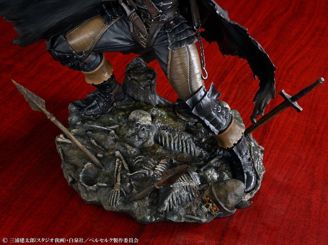 MEDICOS Berserk Guts (Black Swordsman Ver.) 1/7 Scale Figure