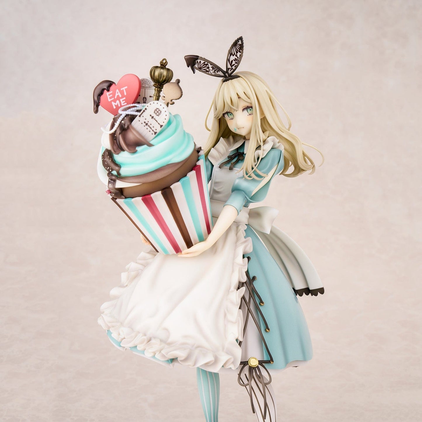 UNION CREATIVE Akakura Illustration Alice in Wonderland Figure