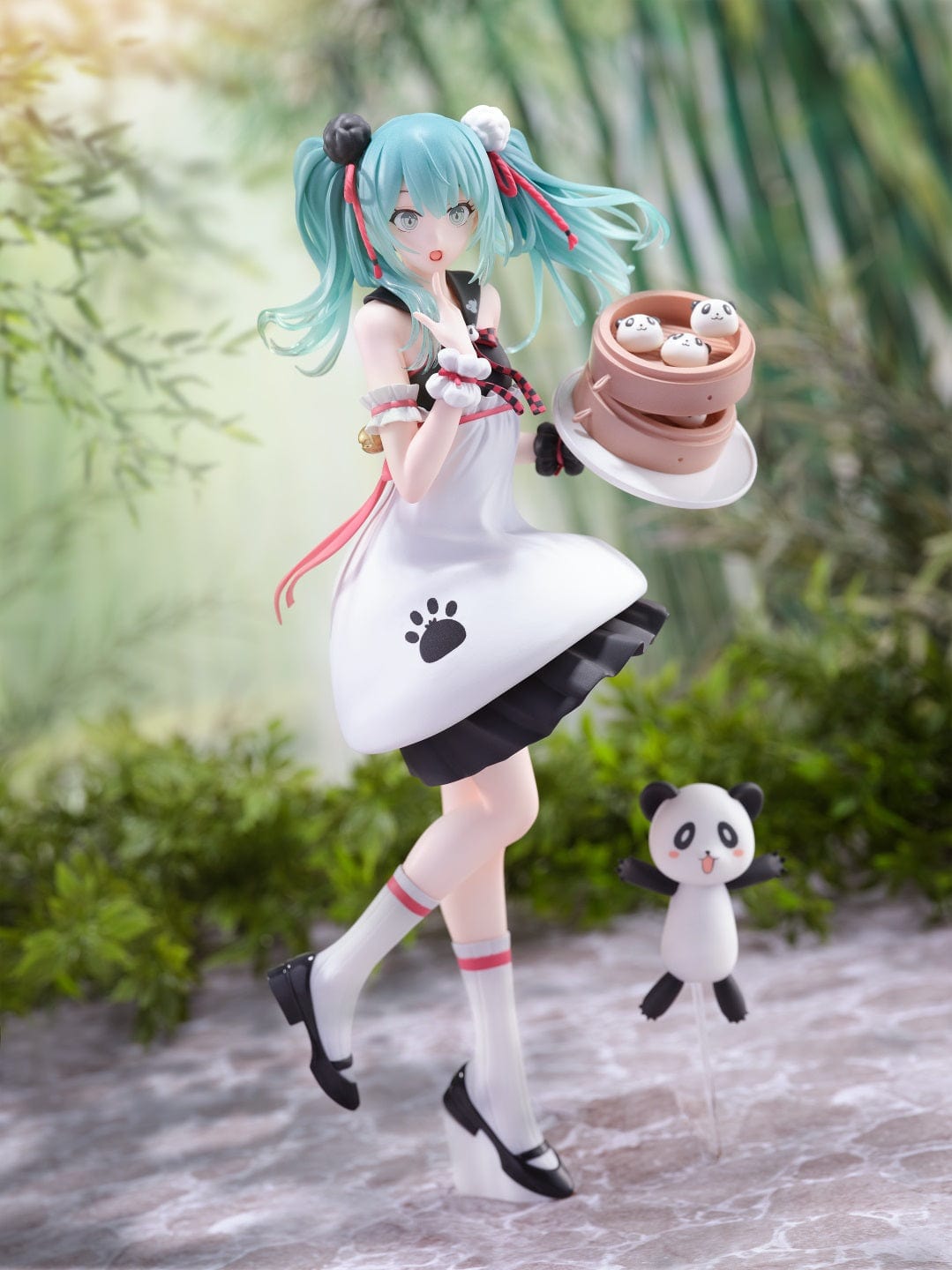 SEGA Vocaloid Hatsune Miku Panda Bun Figure