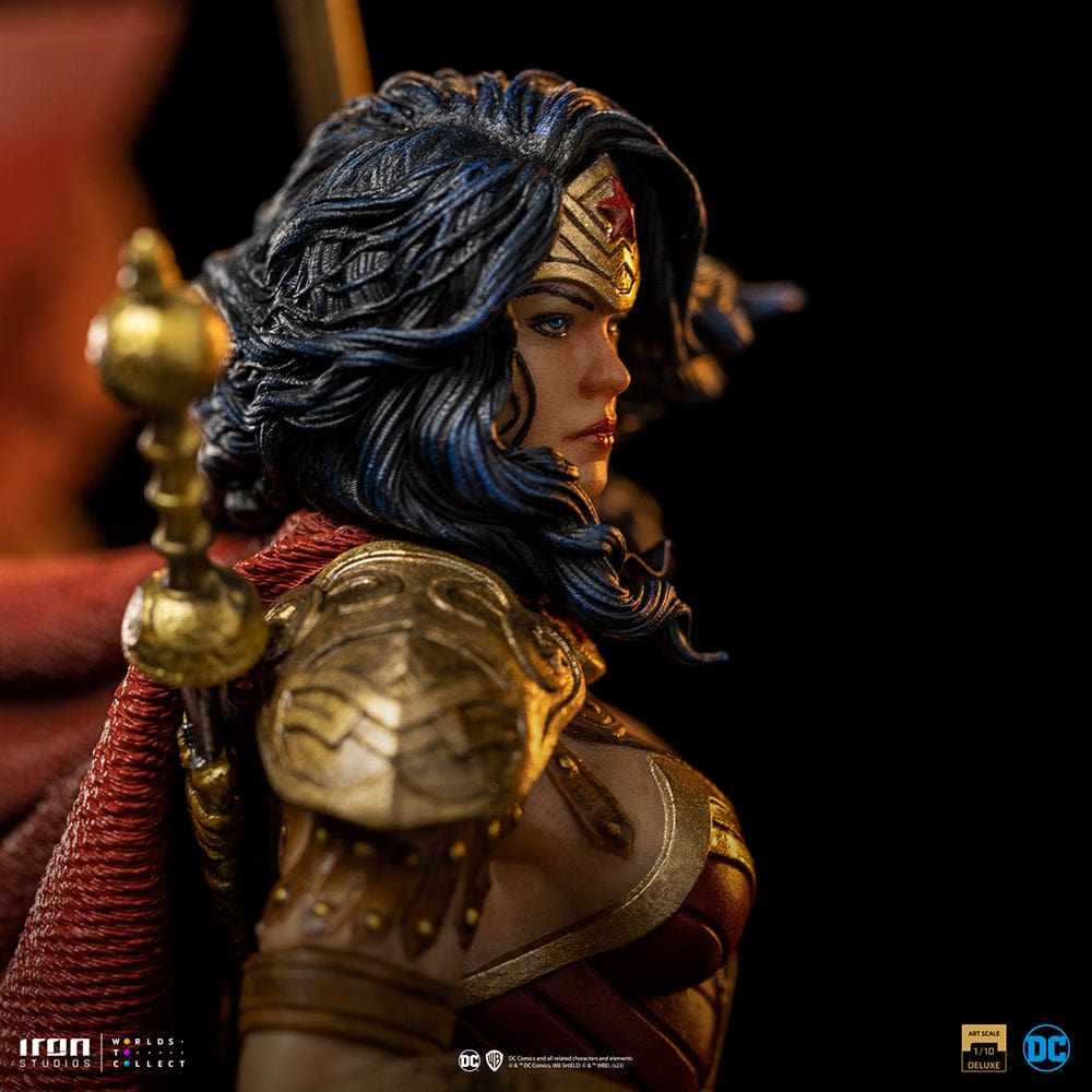 IRON STUDIOS Wonder Woman Unleashed - DC Comics - Art Scale 1/10