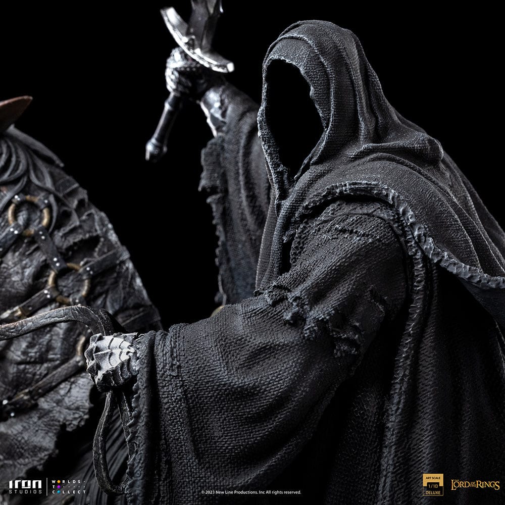 IRON STUDIOS Nazgul on Horse Deluxe - The Lord of the Rings - Art Scale 1/10