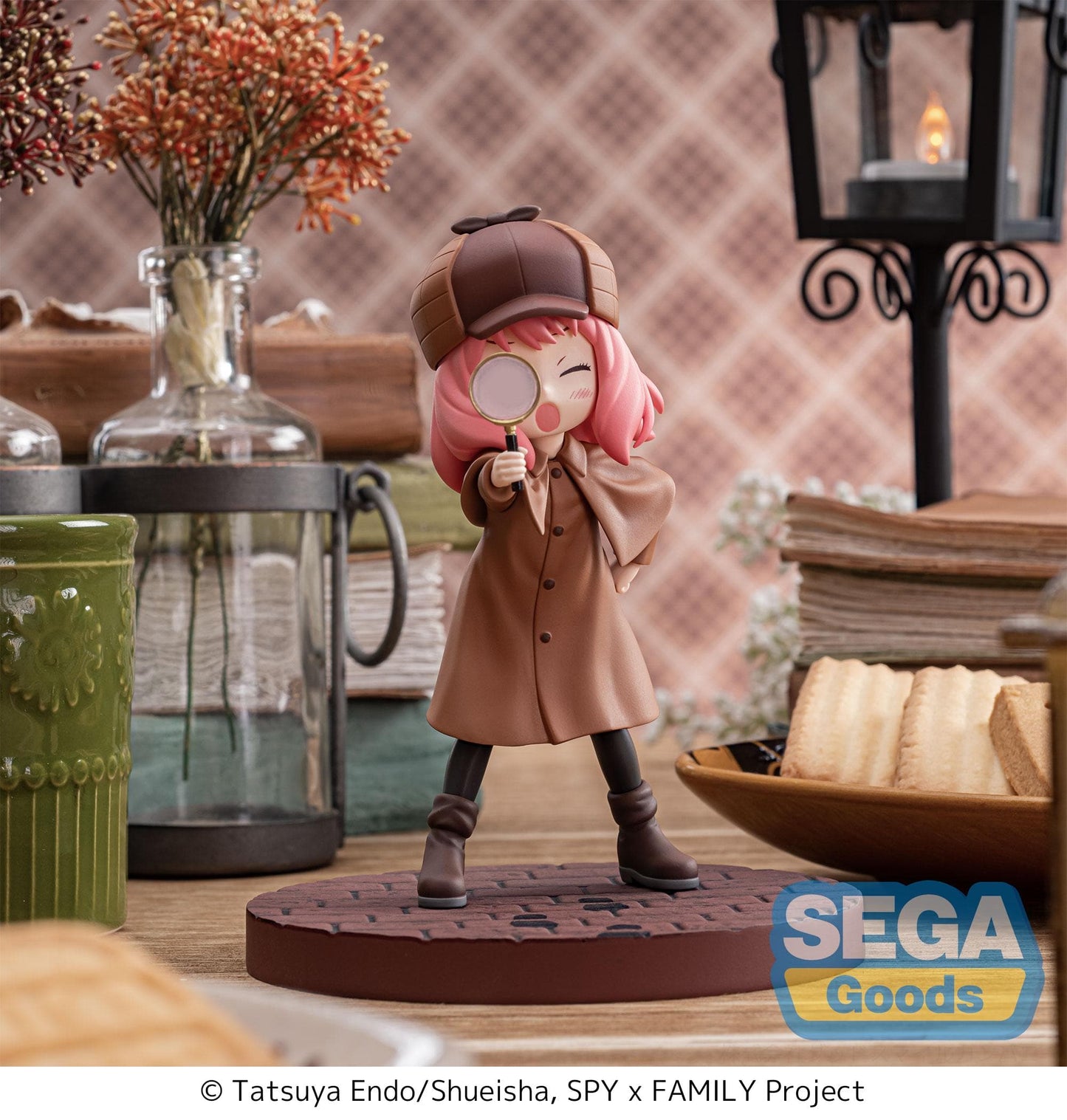 SEGA Spy x Family Luminasta Anya Forger (Playing Detective Ver.) Figure