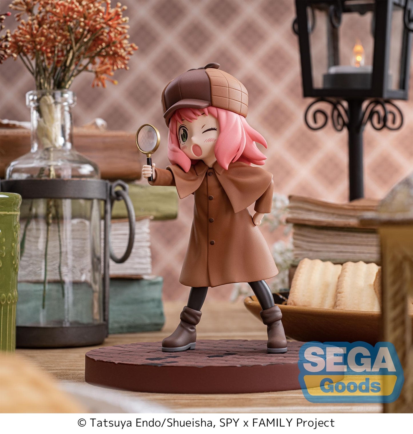 SEGA Spy x Family Luminasta Anya Forger (Playing Detective Ver.) Figure