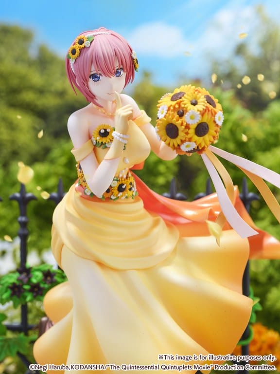 ESTREAM The Quintessential Quintuplets Ichika Nakano (Floral Dress Ver.) 1/7 Scale Shibuya Scramble Figure