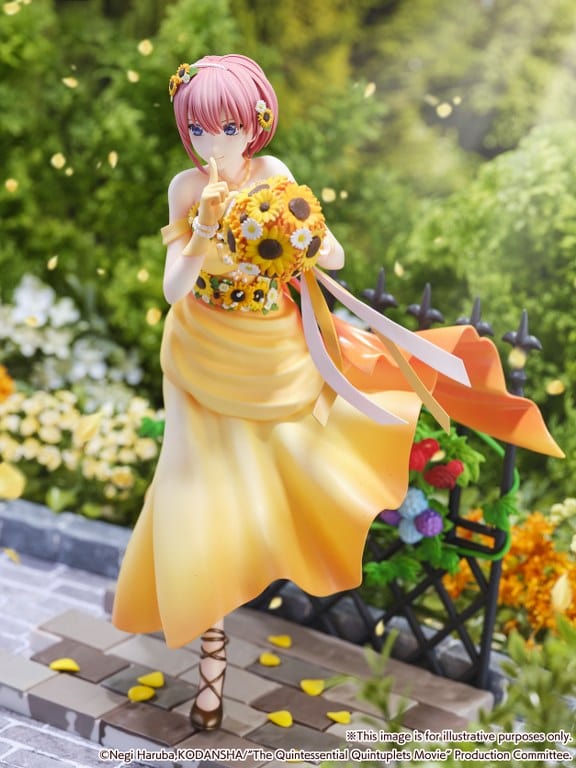 ESTREAM The Quintessential Quintuplets Ichika Nakano (Floral Dress Ver.) 1/7 Scale Shibuya Scramble Figure