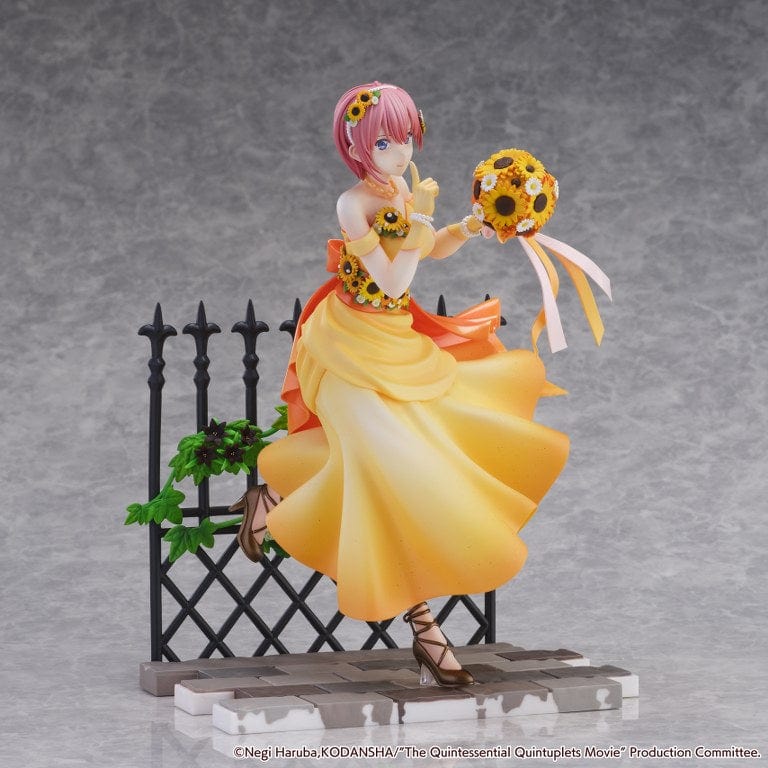 ESTREAM The Quintessential Quintuplets Ichika Nakano (Floral Dress Ver.) 1/7 Scale Shibuya Scramble Figure