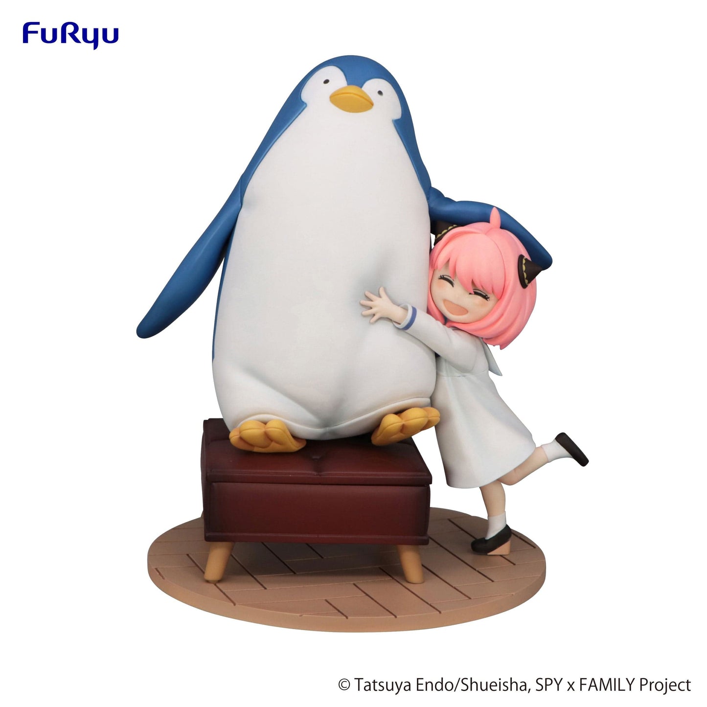 FURYU Spy x Family Anya Forger with Penguin Exceed Creative Figure