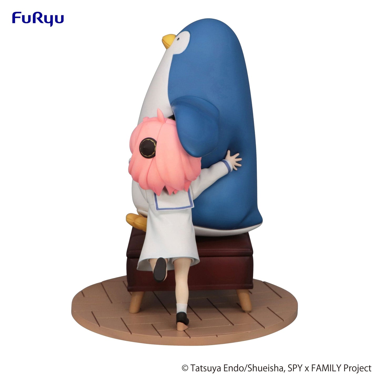 FURYU Spy x Family Anya Forger with Penguin Exceed Creative Figure