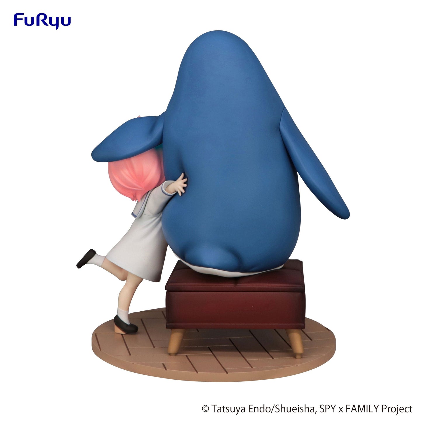 FURYU Spy x Family Anya Forger with Penguin Exceed Creative Figure