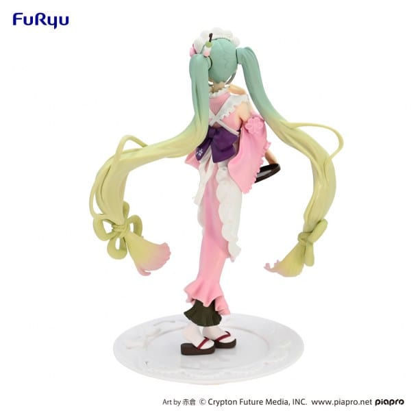 FURYU Vocaloid Exceed Creative Hatsune Miku (Matcha Green Tea Parfait Cherry Blossom Ver.) Figure