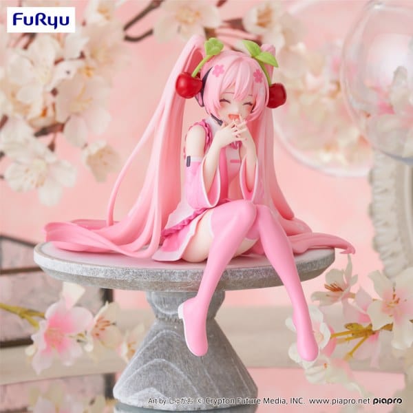 FURYU Hatsune Miku Noodle Stopper Sakura Miku (2023 Smile ver.) Figure