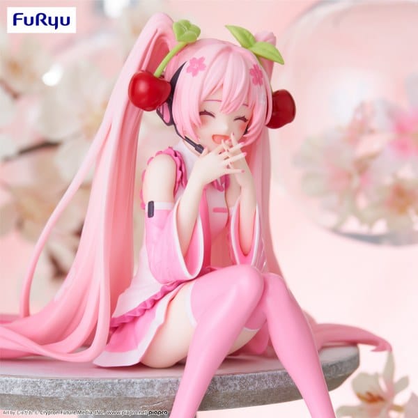 FURYU Hatsune Miku Noodle Stopper Sakura Miku (2023 Smile ver.) Figure