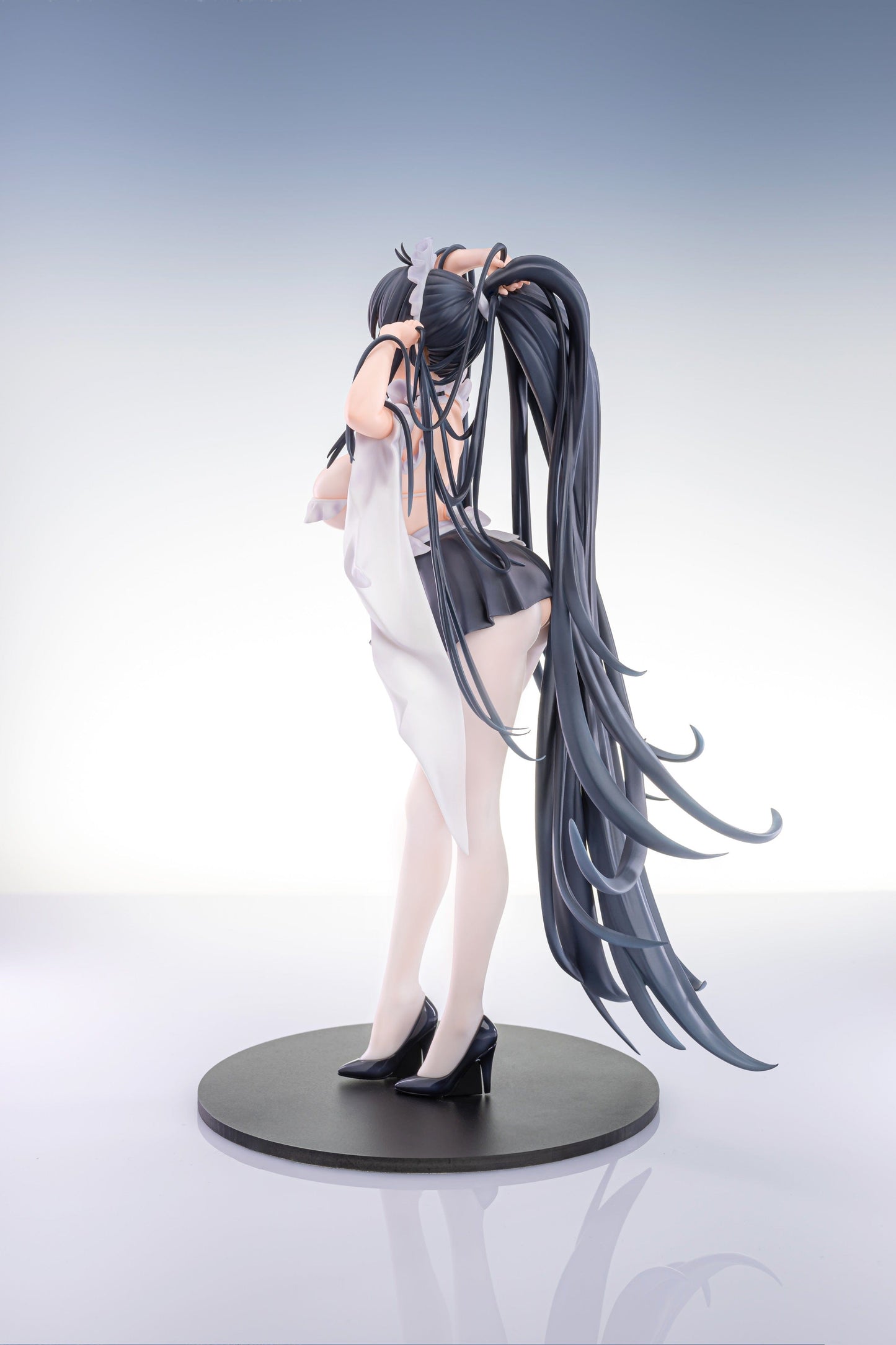 ANIGAME Azur Lane Indomitable (Ms. Motivationless Maid Ver.) 1/6 Scale Figure