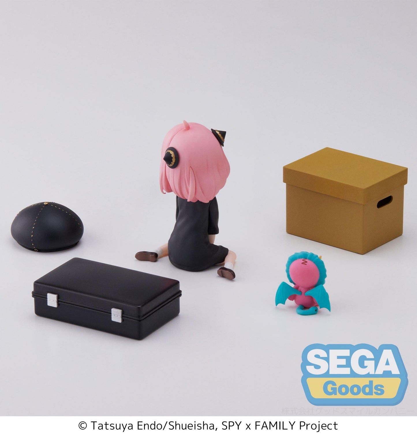 SEGA Spy x Family Luminasta - Anya Forger (Pretend Play Ver.) Figure