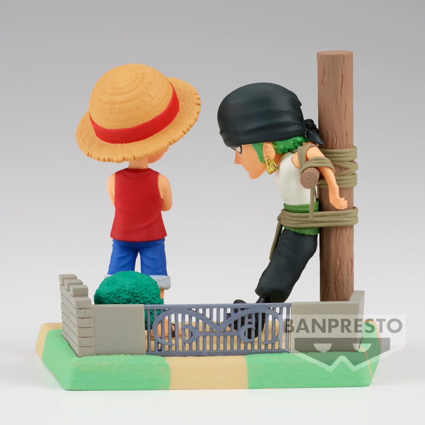 BANPRESTO One Piece World Collectable Figure Log Stories - Monkey D. Luffy & Roronoa Zoro