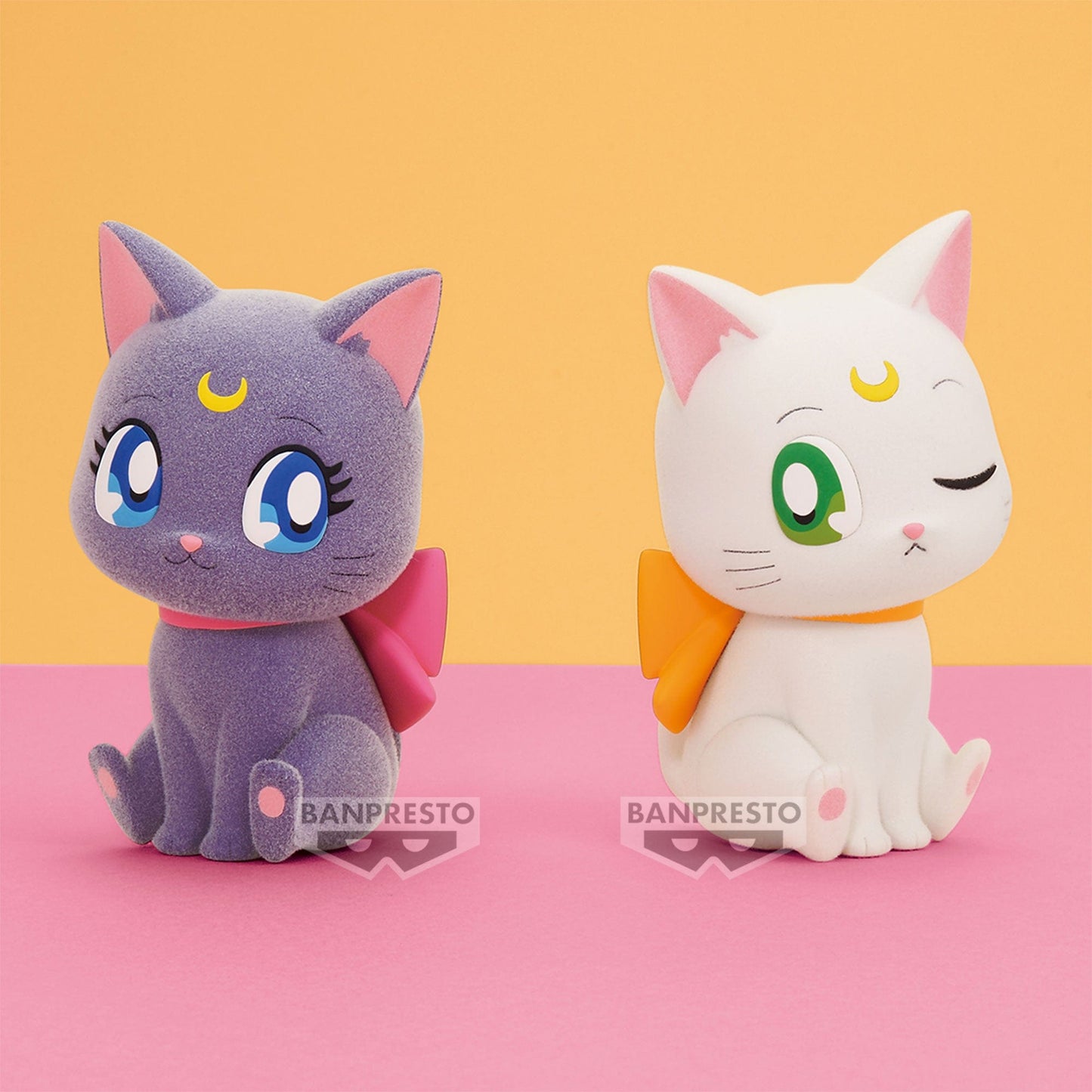 BANPRESTO Pretty Guardian Sailor Moon Cosmos The Movie Fluffy Puffy Figure - Luna (Big Ribbon Ver.)