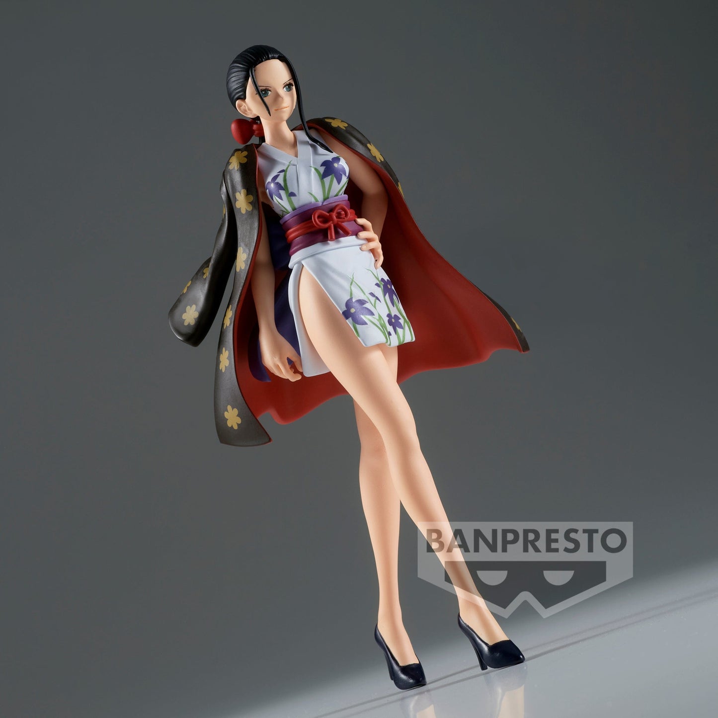 BANPRESTO One Piece The Shukko - Nico Robin Figure