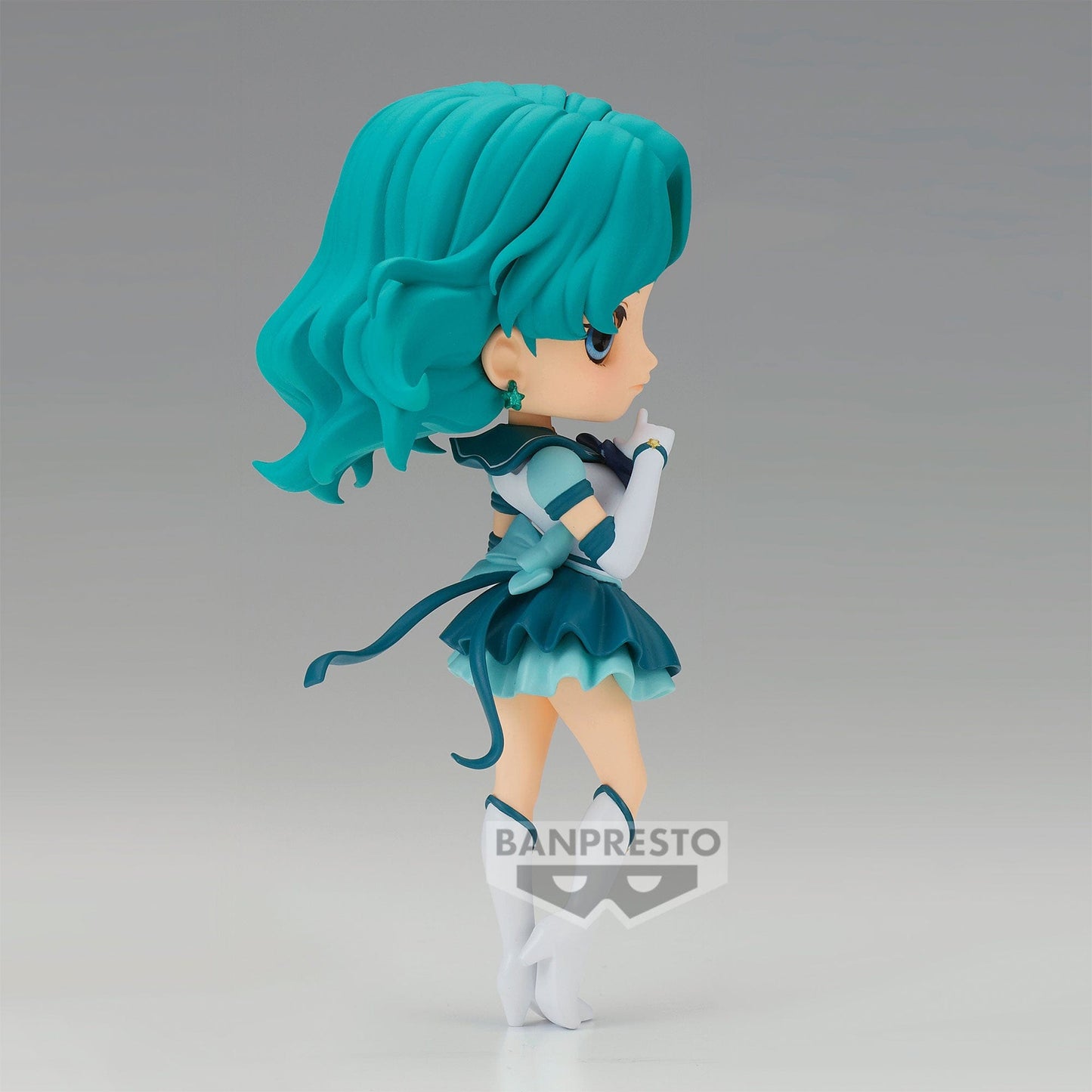 BANPRESTO Pretty Guardian Sailor Moon Cosmos: The Movie Q Posket - Eternal Sailor Neptune Figure (Ver.B)