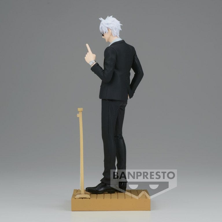 BANPRESTO Jujutsu Kaisen Diorama - Satoru Gojo (Suit Ver.) Figure