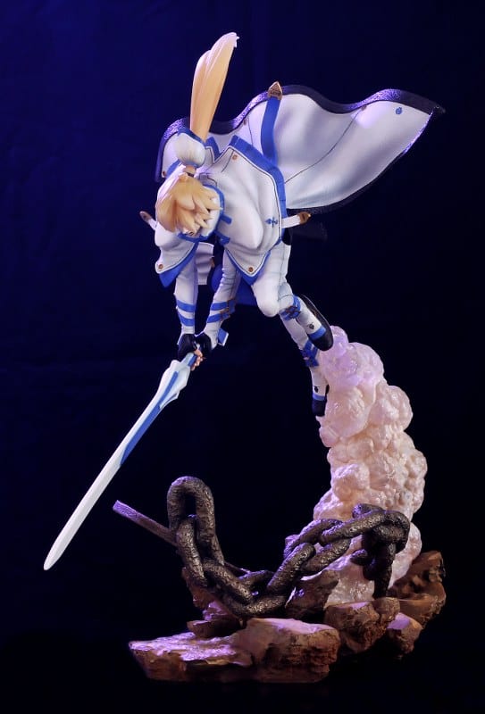 KINETIQUETTES KY KISKE – THE HOLY KNIGHT (1/7 Scale)