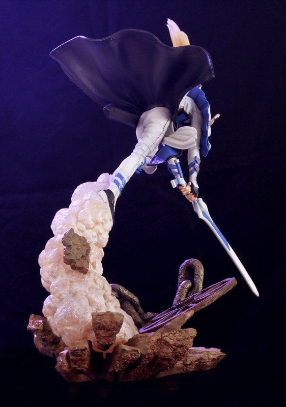 KINETIQUETTES KY KISKE – THE HOLY KNIGHT (1/7 Scale)