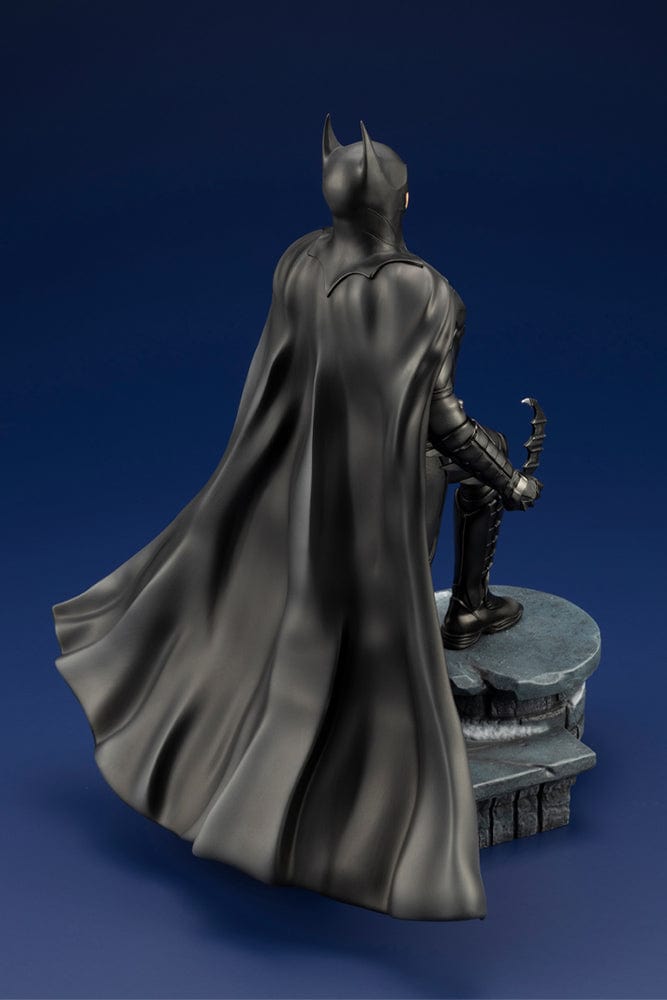 KOTOBUKIYA THE FLASH MOVIE BATMAN ARTFX STATUE