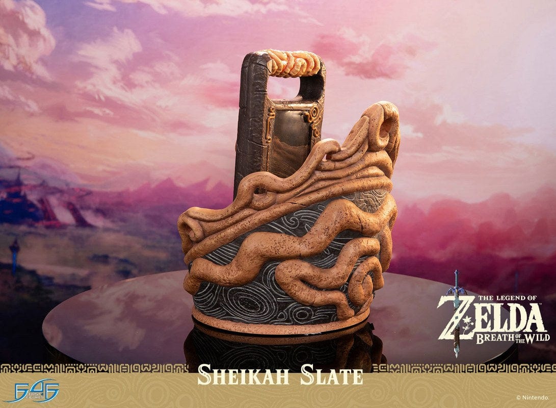 FIRST 4 FIGURES The Legend of Zelda: Breath of the Wild Sheikah Slate Limited Edition Statue