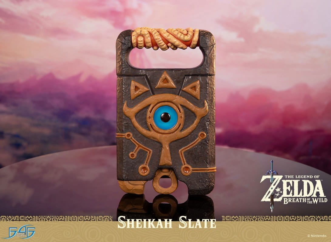 FIRST 4 FIGURES The Legend of Zelda: Breath of the Wild Sheikah Slate Limited Edition Statue