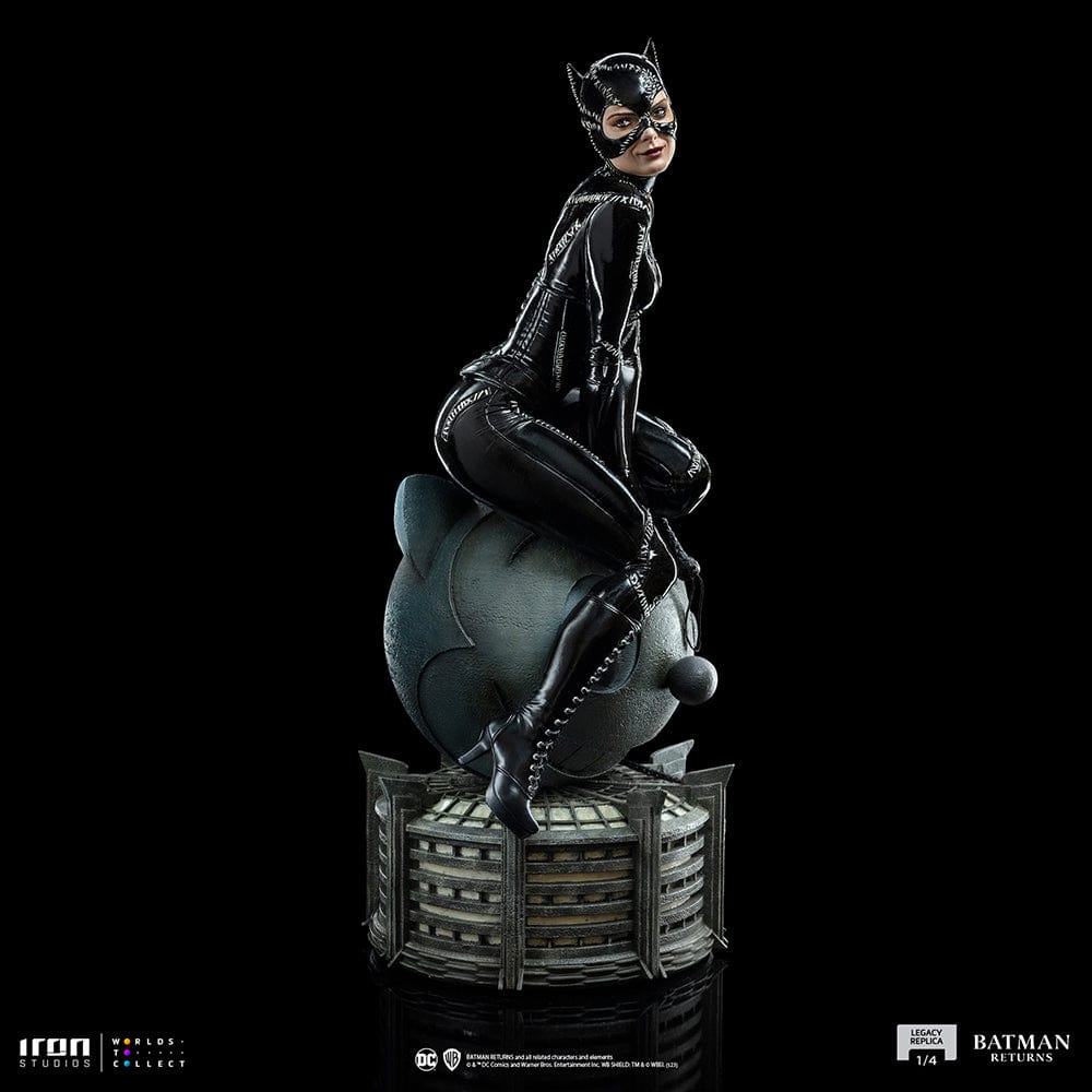 IRON STUDIOS Catwoman - Batman Returns - Legacy Replica 1/4