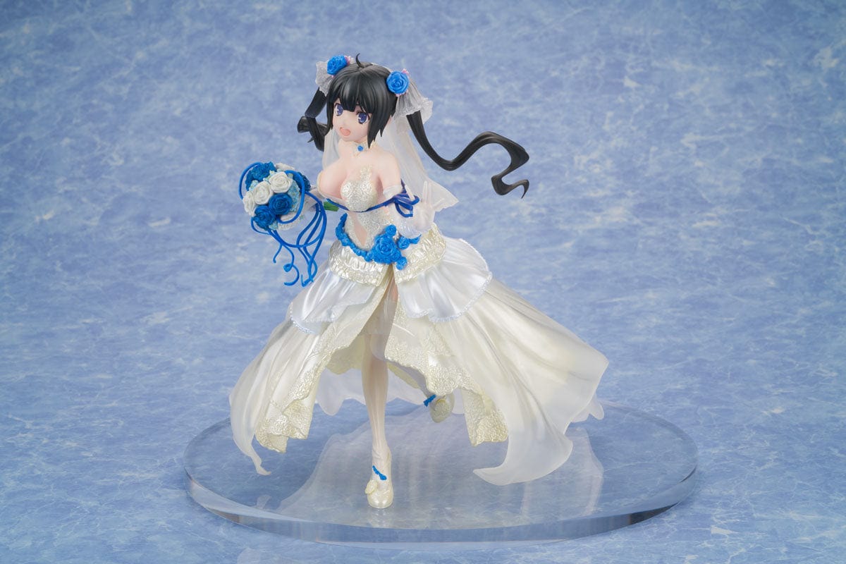 FURYU Is It Wrong to Try to Pick Up Girls in a Dungeon? Hestia: Wedding Dress Ver. 1/7 Scale Figure