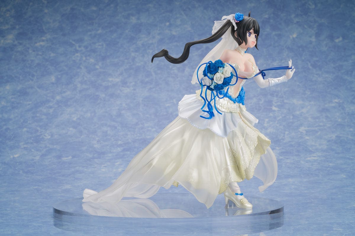 FURYU Is It Wrong to Try to Pick Up Girls in a Dungeon? Hestia: Wedding Dress Ver. 1/7 Scale Figure