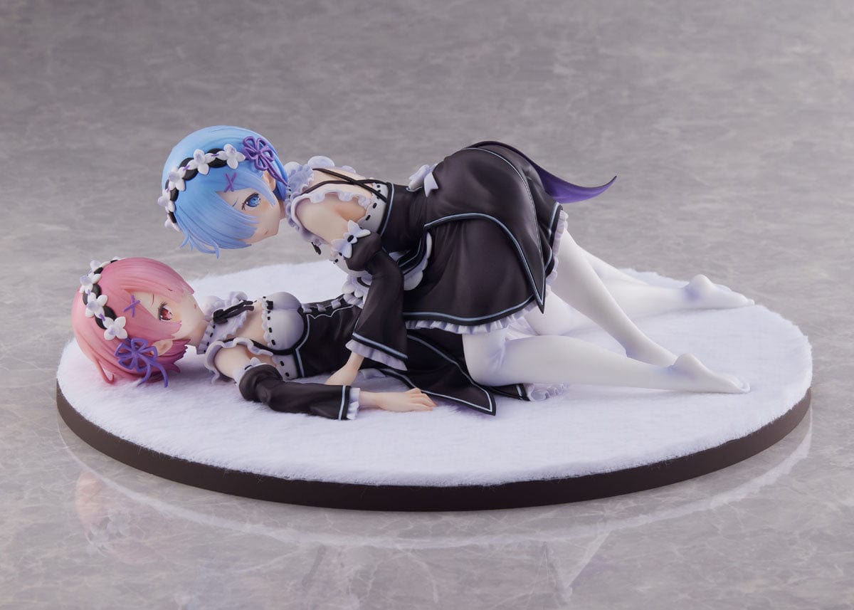 FURYU Re:Zero -Starting Life in Another World- F:Nex - Ram & Rem 1/7 Scale Figure Set