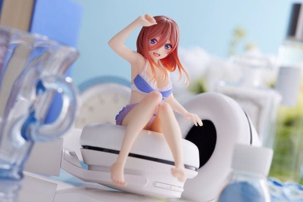 TAITO The Quintessential Quintuplets Aqua Float Girls Figure Miku Nakano