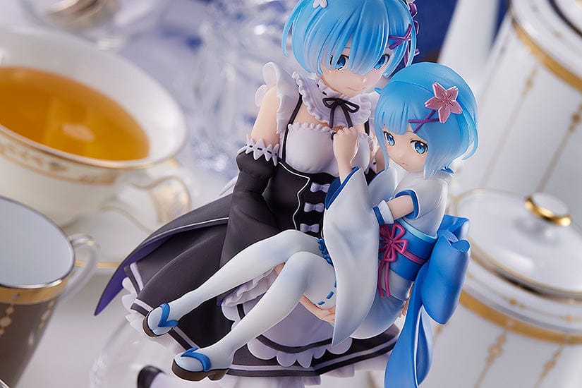 SEGA Re:Zero Starting Life in Another World Rem & Childhood Rem 1/7 Scale Figure