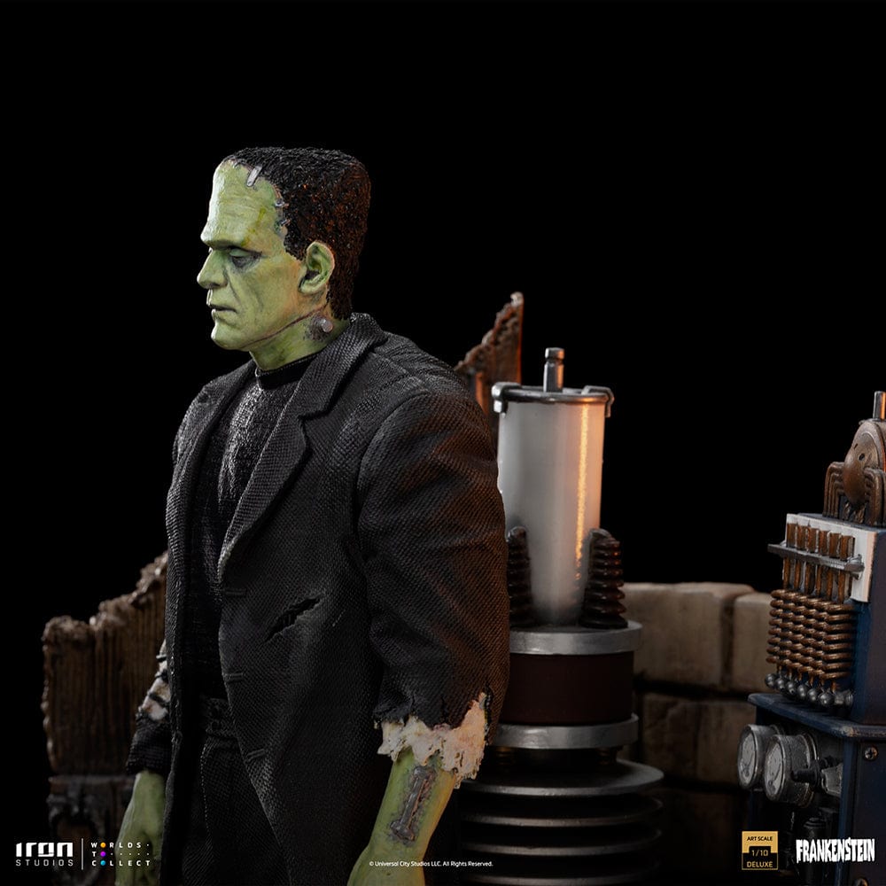 IRON STUDIOS Universal Monsters Frankenstein`s Monster Deluxe Art Scale 1/10